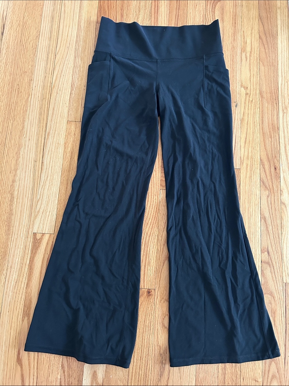 Athleta Salutation Black Wide-Leg Yoga Pants with High Waist and Pockets